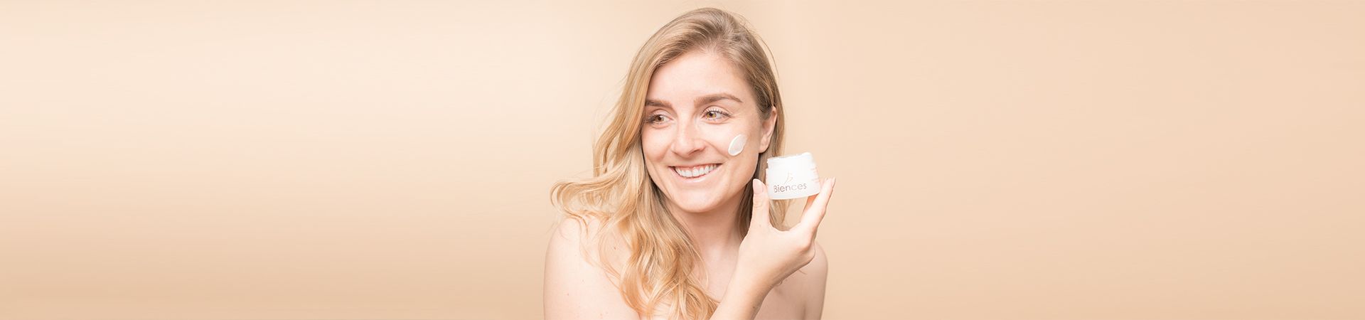 Warum Hyaluronsäure-Pflegeprodukte verwenden?