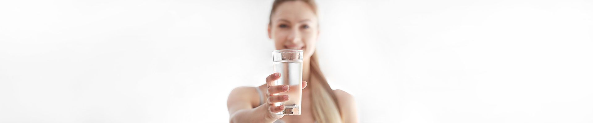 Les bienfaits d'une bonne hydratation pour la santé et la peau