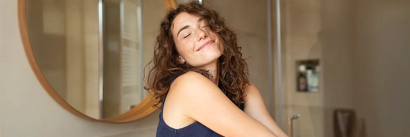 Réveiller l’éclat du visage chaque matin avec un rituel simple