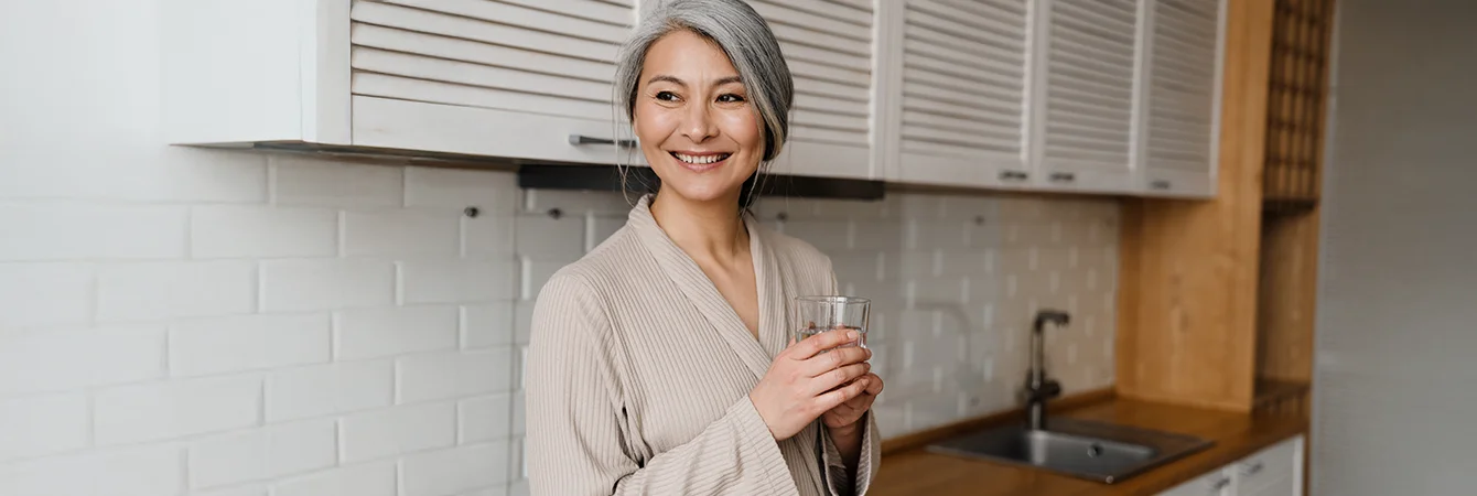 Feuchtigkeit und Anti-Aging: Wie den Bedürfnissen empfindlicher und reifer Haut gerecht werden