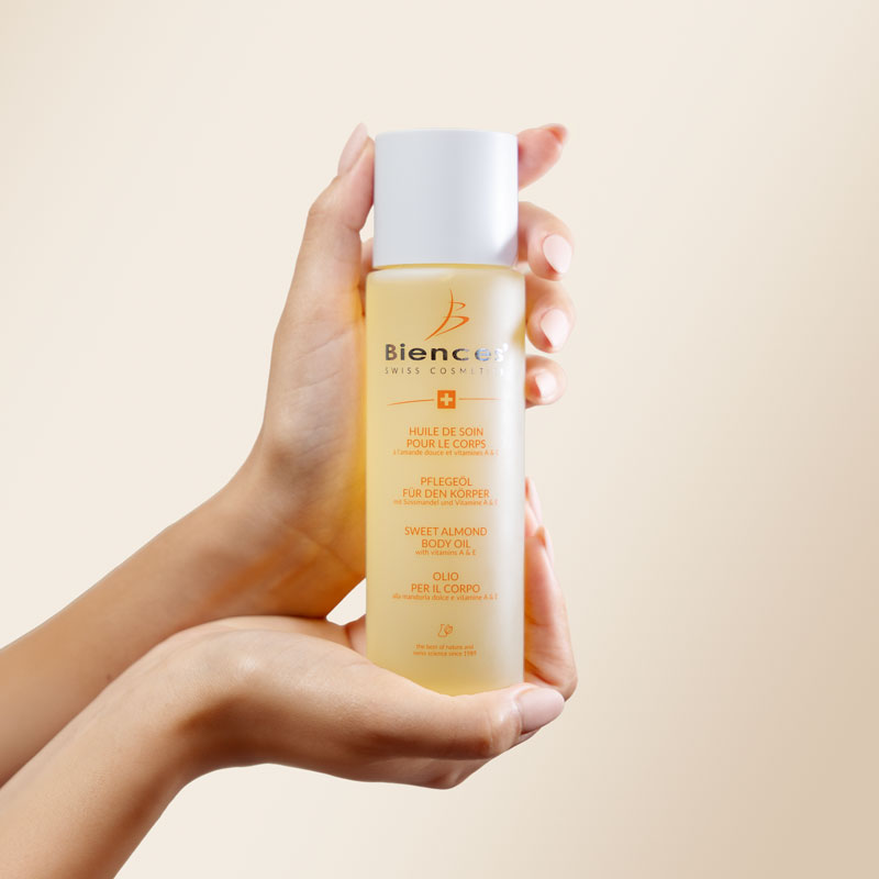 Huile pour le corps à l’amande douce et vitamines A et E