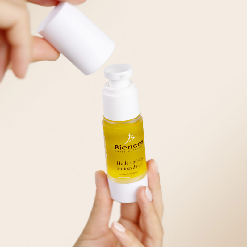Huile anti-âge antioxydante