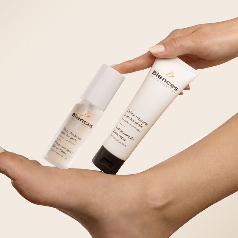 Entspannende Creme & Deodorant-Spray für die Füsse