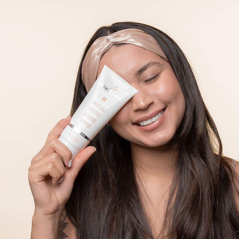 Gel nettoyant pour peau grasse et acné