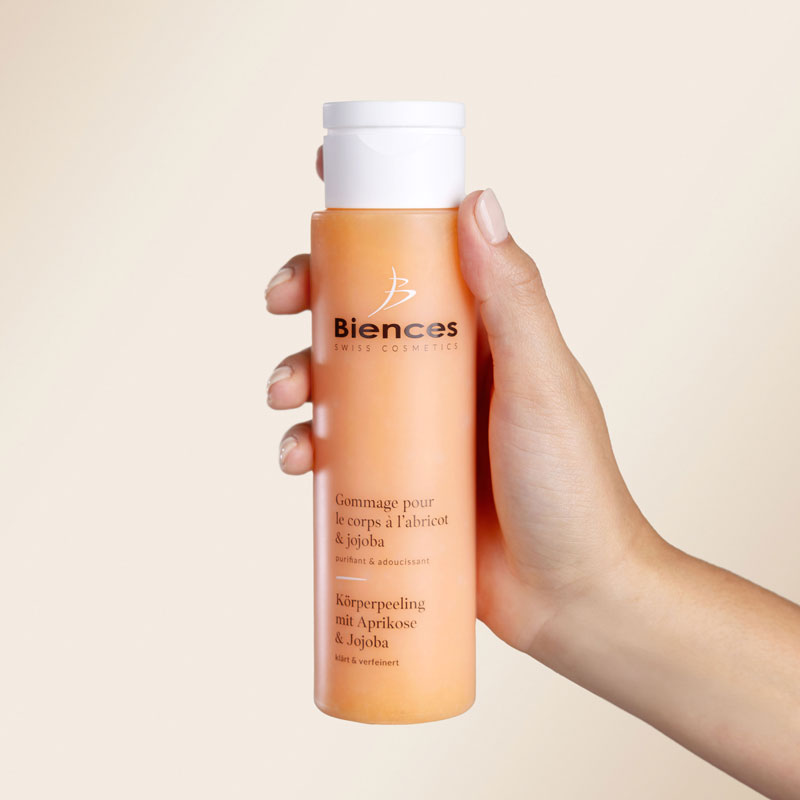 Exfoliant pour le corps aux extraits d'abricot et jojoba